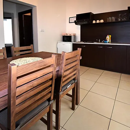 Апартаменты & Sazavsky Ostrov Сазава