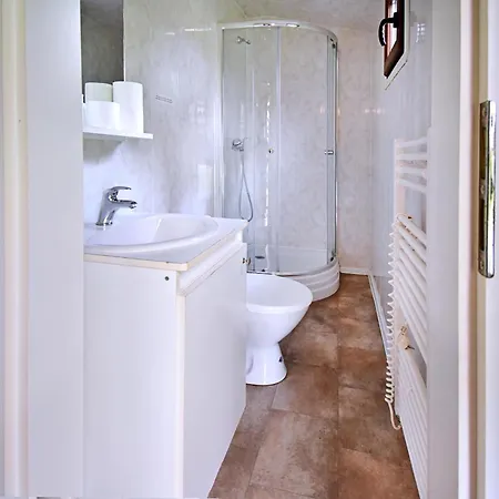 & Sazavsky Ostrov Апартаменты