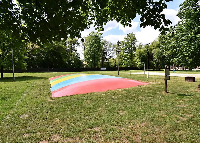 & Sazavsky Ostrov Sázava